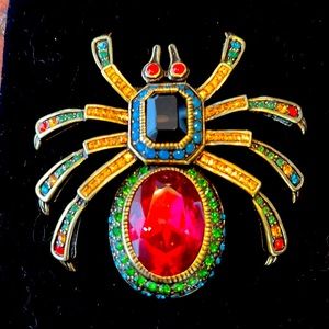 “Heidi Long Legs” Crystal Spider Pin